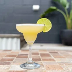 D-Still Unbreakable Noble Margarita Glass 285ml - Set Of 4 -Outdoor Equipment Sales Shop CPZGheu5jbNBoxYBZJ94rtyGI