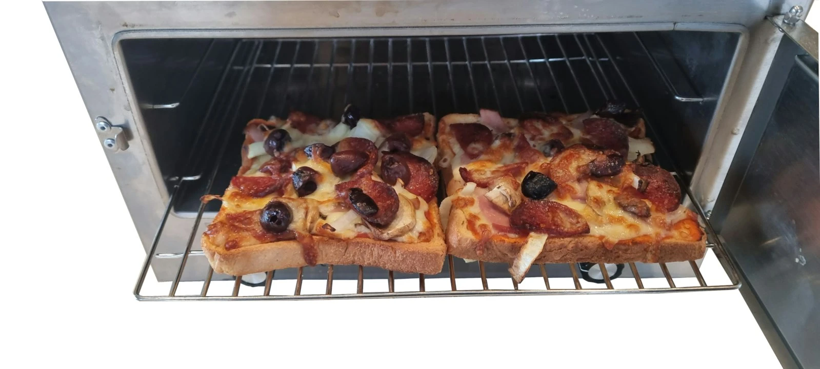 On The Road 12v Travel Oven 4 On The Road 12v Travel Oven - Image 4