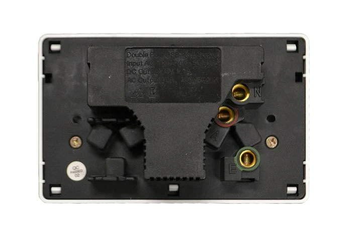 Double Pole Double Usb Power Point Black 10amp 2 Double Pole Double Usb Power Point Black 10amp - Image 2