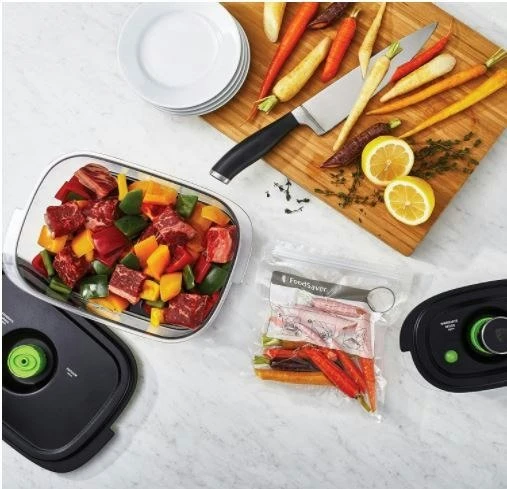 Sunbeam 10 Cup FoodSaver Preserve & Marinate Container - Black/Clear 6 Sunbeam 10 Cup FoodSaver Preserve & Marinate Container - Black/Clear - Image 6