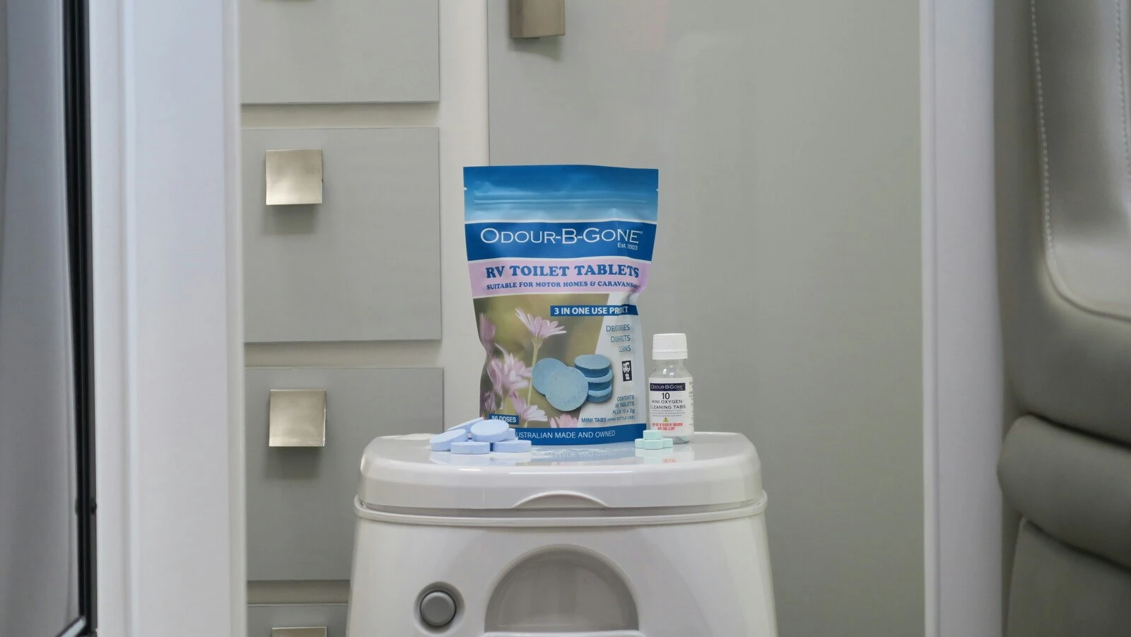 50x8g RV Toilet Tablets With 10x2g Mini Oxygen Tablets 1 50x8g RV Toilet Tablets With 10x2g Mini Oxygen Tablets