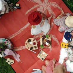 Round Picnic Table -Outdoor Equipment Sales Shop t4 watEg8OUbW1rApzuYpsv4s